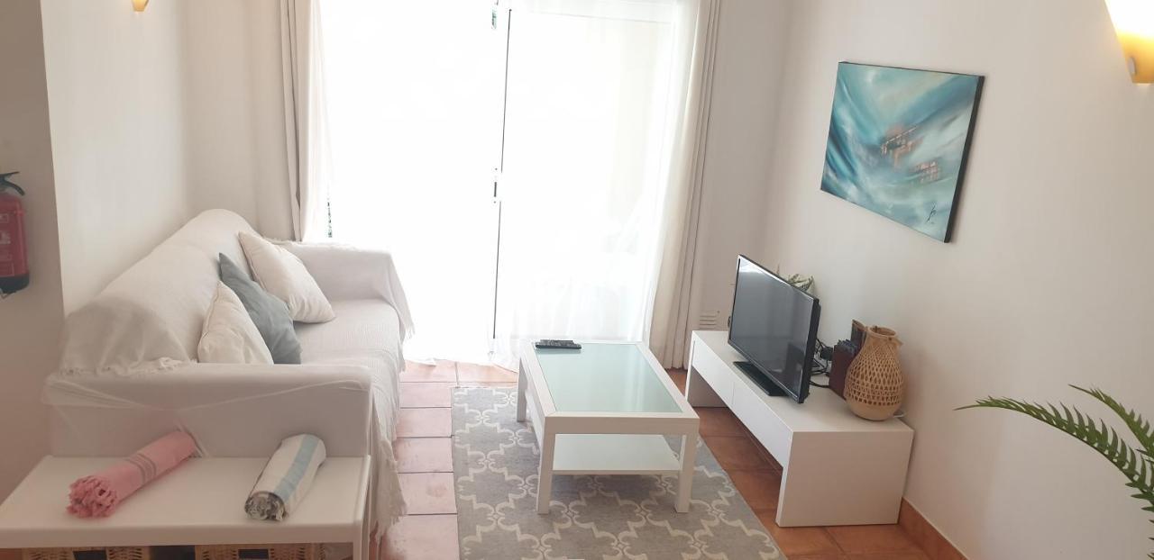 Apartment Vila Mos In Porto Mos Beach Lagos Buitenkant foto