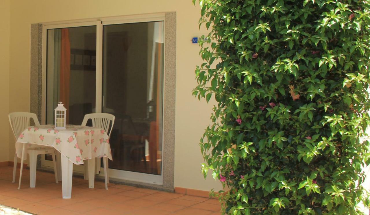 Apartment Vila Mos In Porto Mos Beach Lagos Buitenkant foto